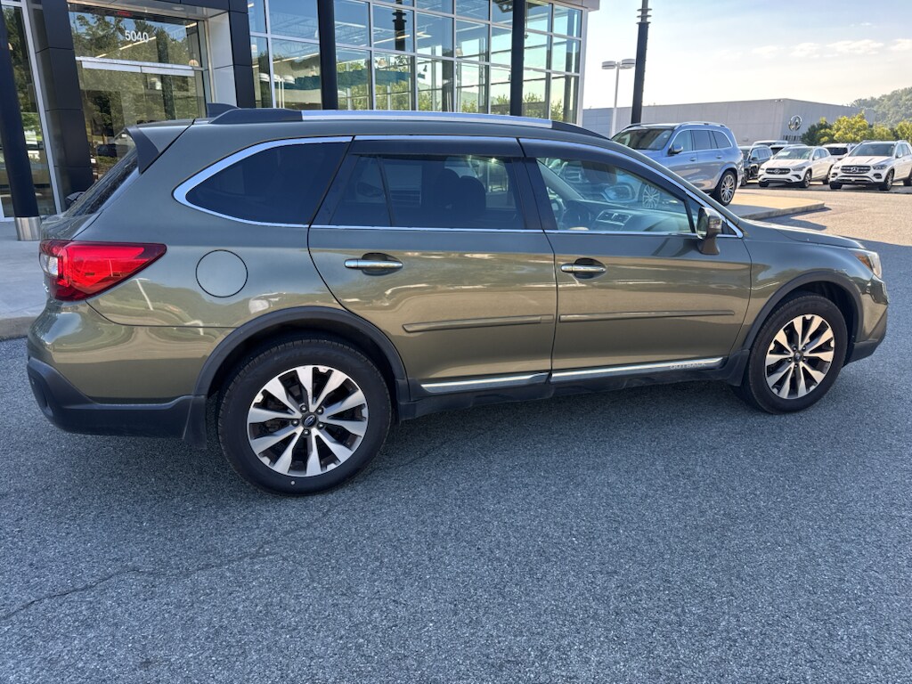 Used 2018 Subaru Outback Touring Sport Utility