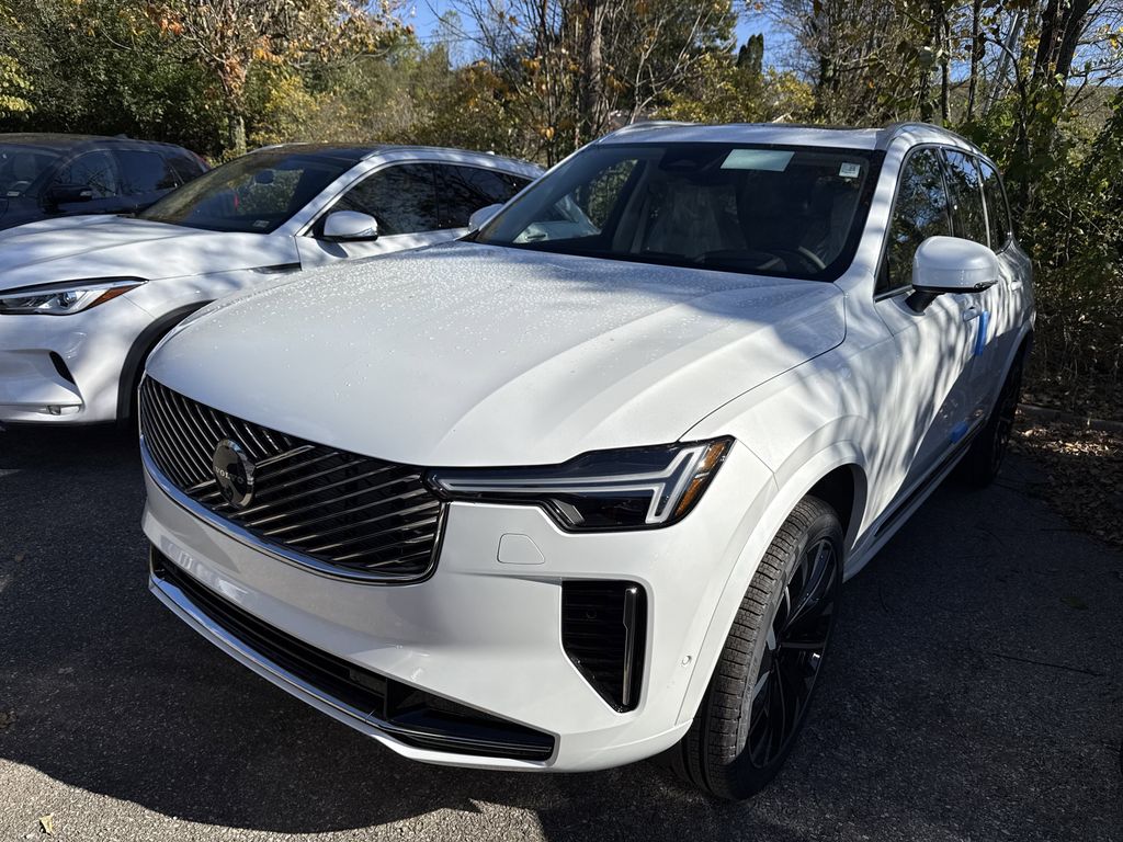 2026 Volvo XC90 photo 3