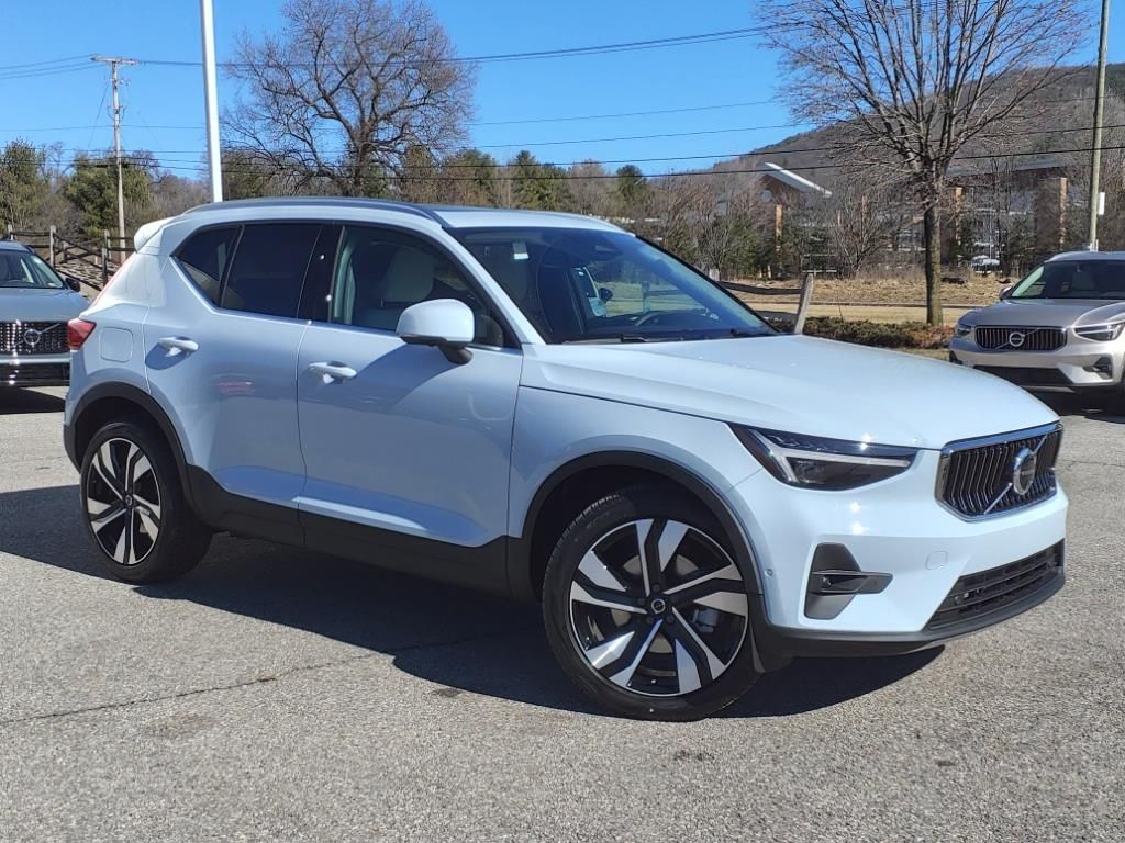 New 2024 Volvo XC40 B5 Ultimate Bright SUV in Virginia  Berglund  Automotive Group serving Roanoke Christiansburg and Lynchburg Areas