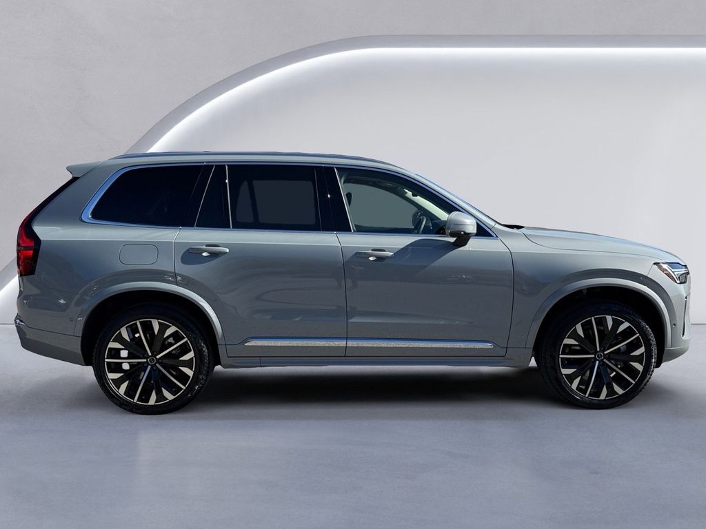 2026 Volvo XC90 photo 3