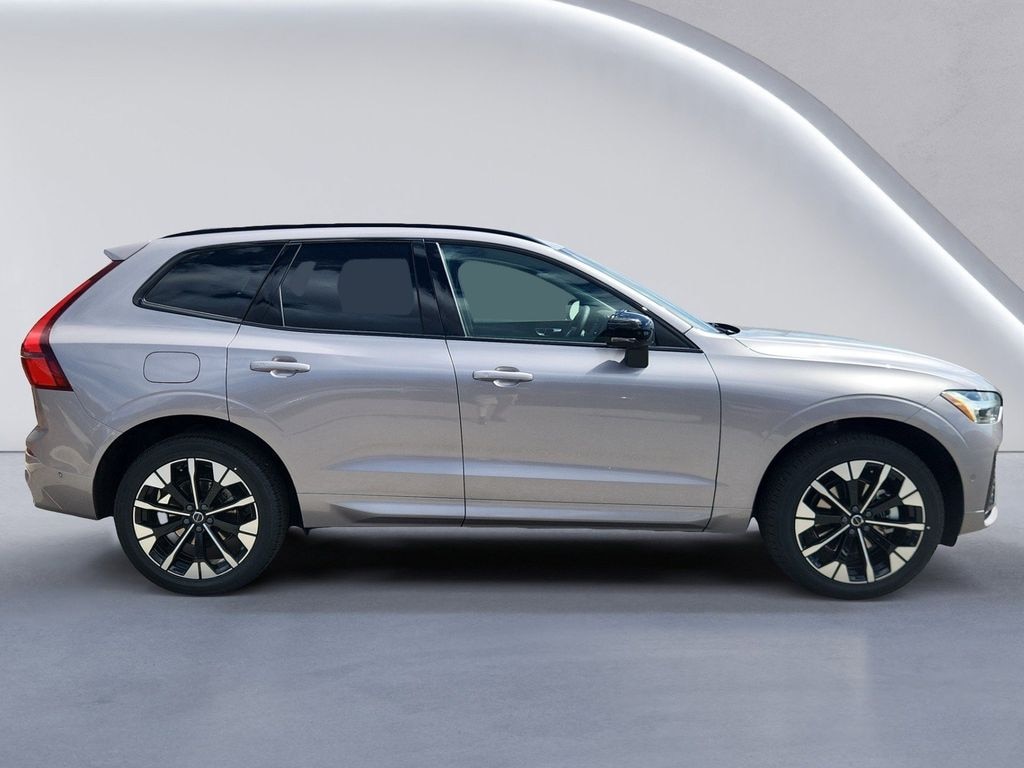 New 2026 Volvo XC60 B5 Plus SUV