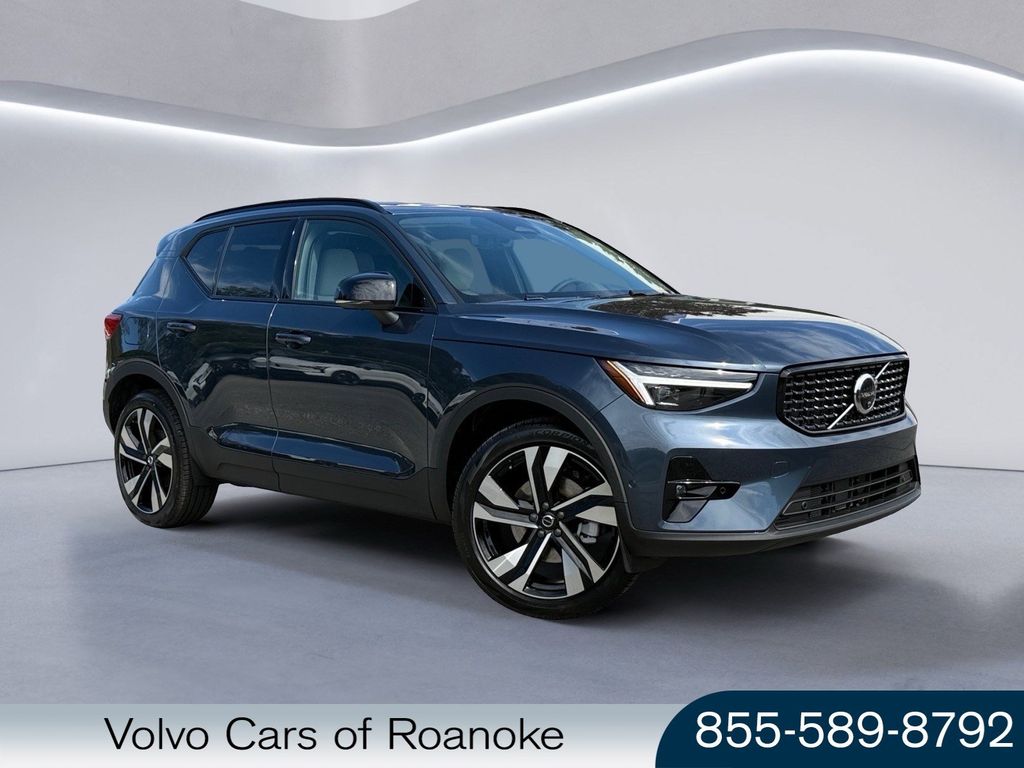 2026 Volvo XC40