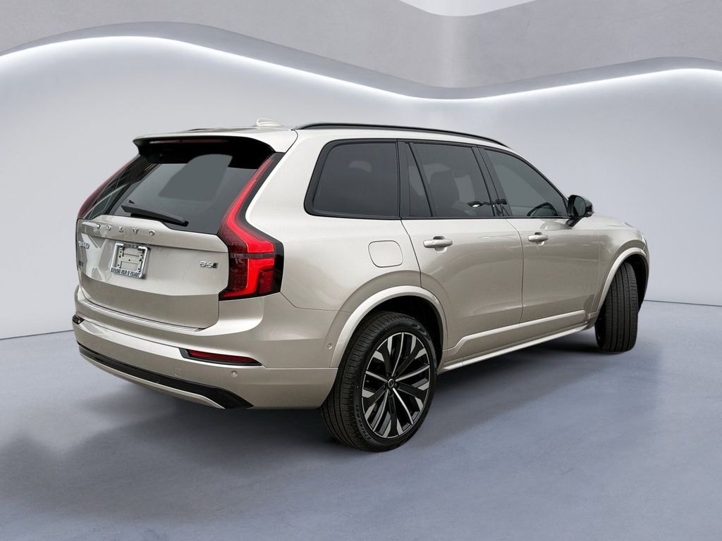 New 2026 Volvo XC90 B6 Ultra Dark Theme 7-Seater SUV