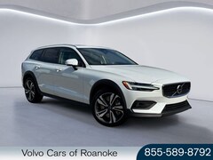 2026 Volvo V60 Cross Country B5 Plus Wagon