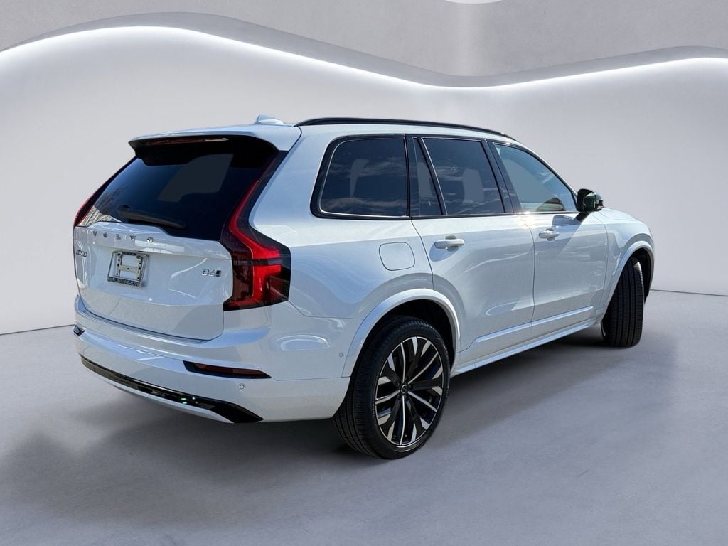 New 2026 Volvo XC90 B6 Ultra Dark Theme 6-Seater SUV