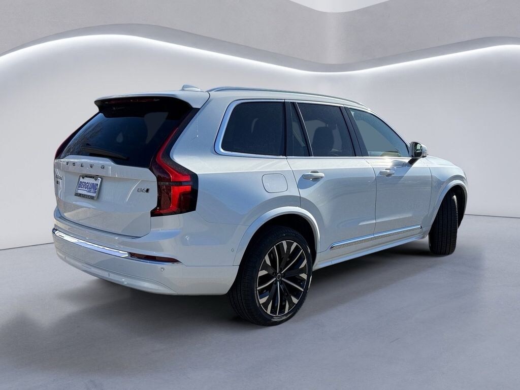 New 2026 Volvo XC90 B6 Plus 7-Seater SUV