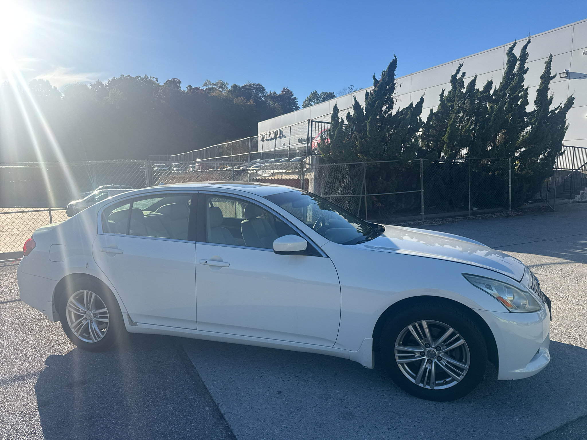  INFINITI G25x