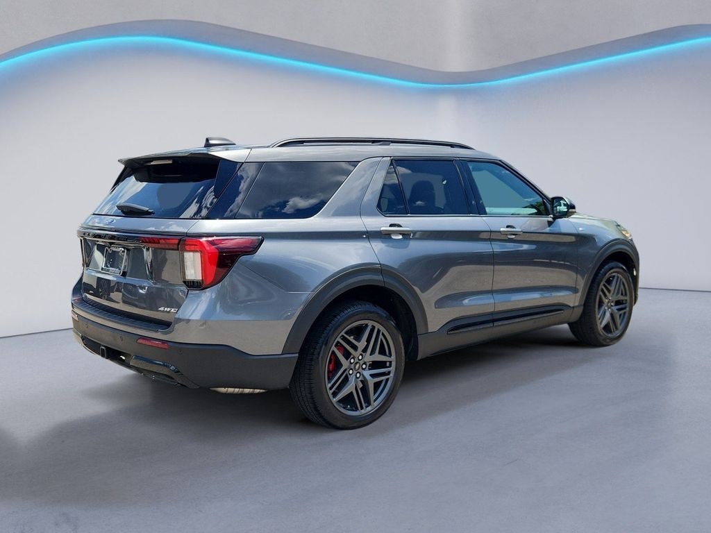 Used 2025 Ford Explorer ST-Line Sport Utility