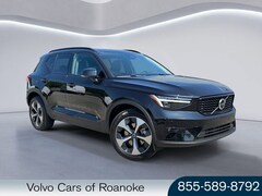 2026 Volvo XC40 B5 Plus SUV