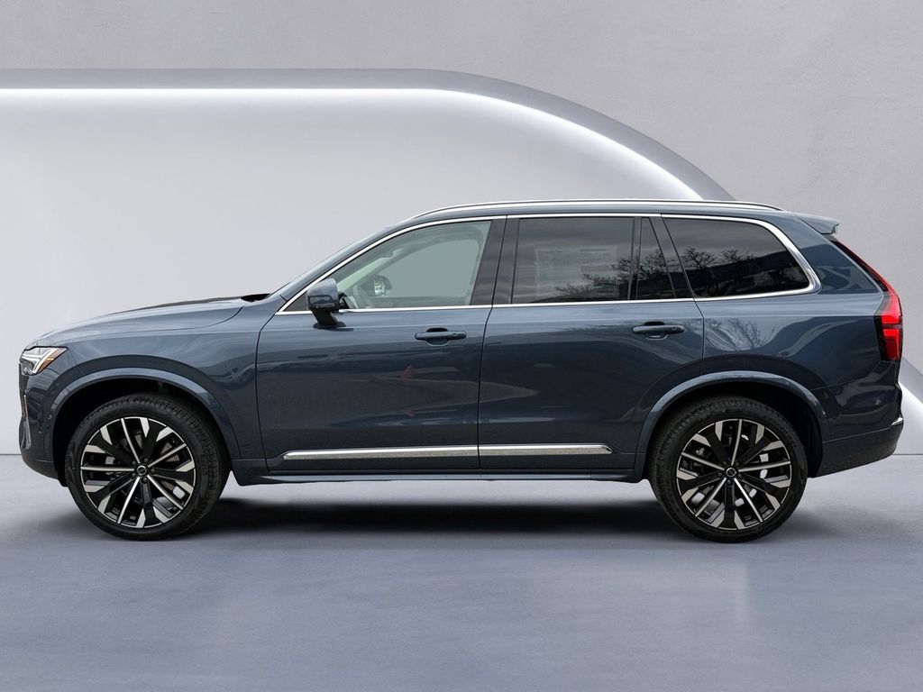 2026 Volvo XC90 Plus - Photo 6