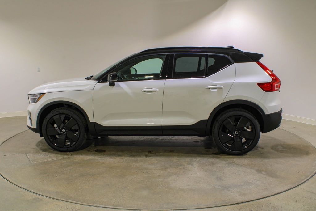 2026 Volvo XC40