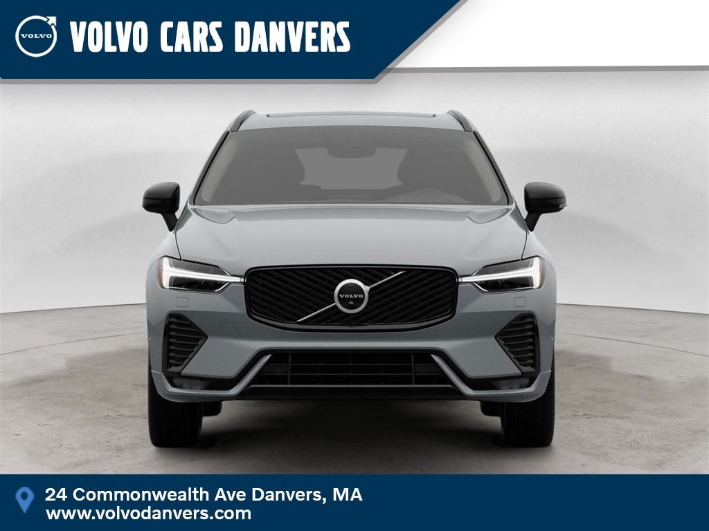 2026 Volvo XC60 Plus's photo