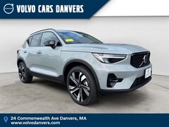 2026 Volvo XC40 B5 Plus AWD SUV