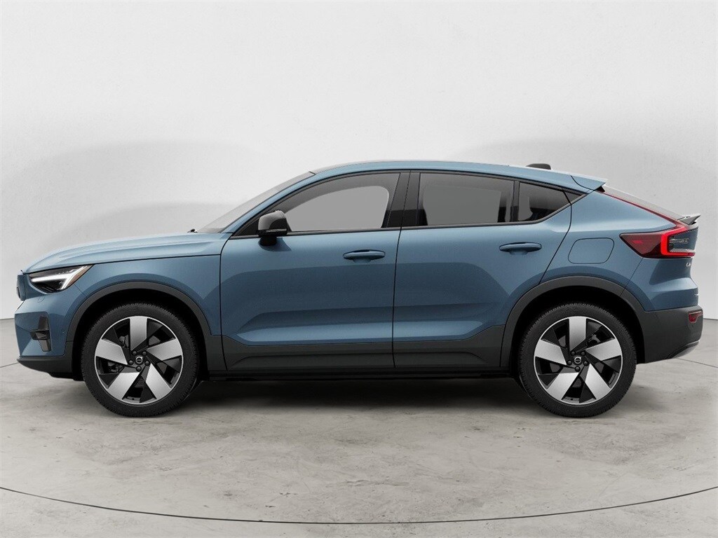 2023 Volvo C40 Recharge Ultimate photo 2