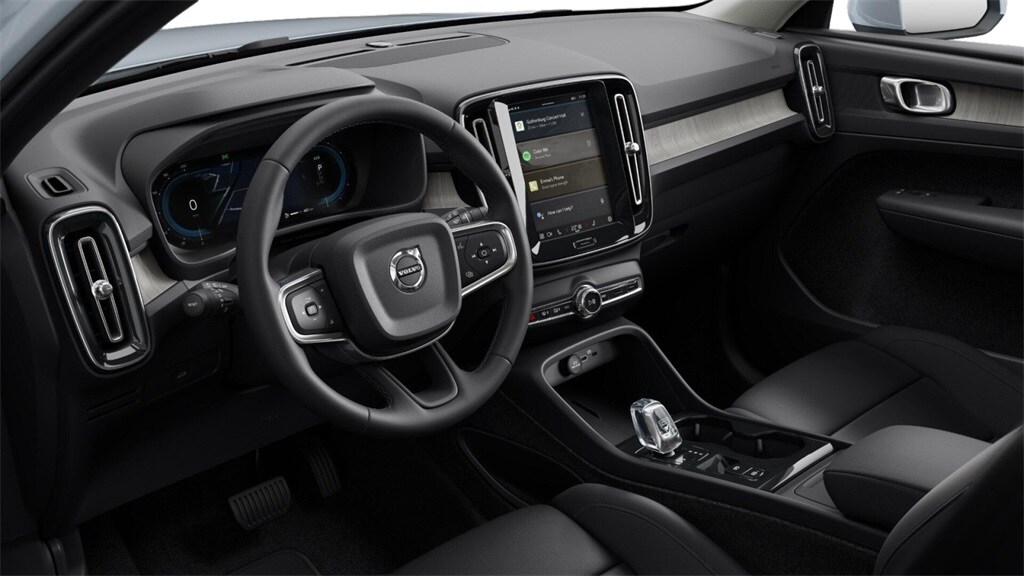 2025 Volvo XC40 Plus photo 4