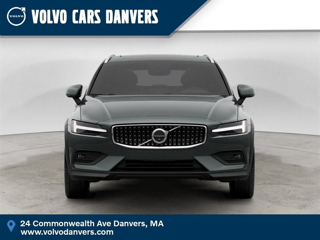 2026 Volvo V60 Cross Country Ultra's photo