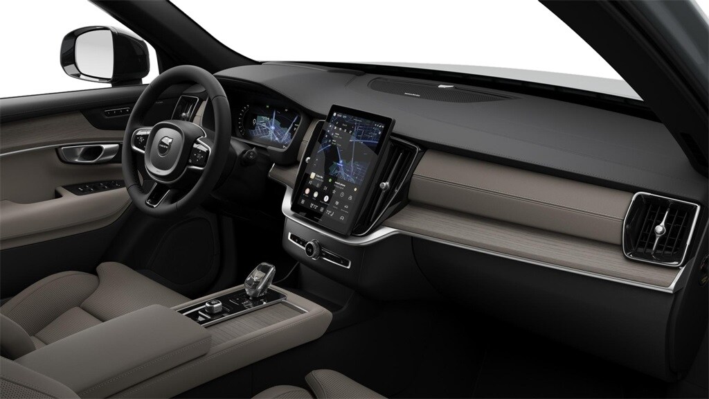 2026 Volvo XC90 photo 3