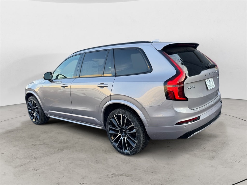 New 2026 Volvo XC90 B6 Ultra Dark Theme 6-Seater SUV