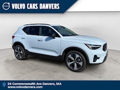 2026 Volvo XC40 B5 Plus AWD SUV