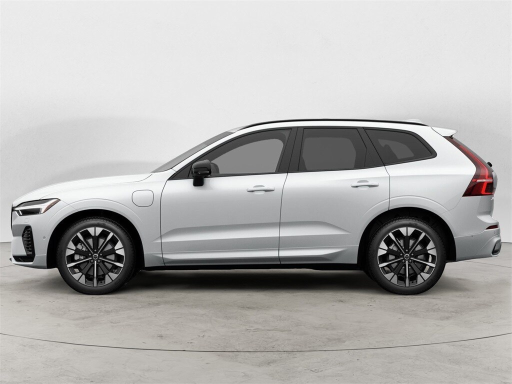 New 2026 Volvo XC60 plug-in hybrid T8 Plus SUV