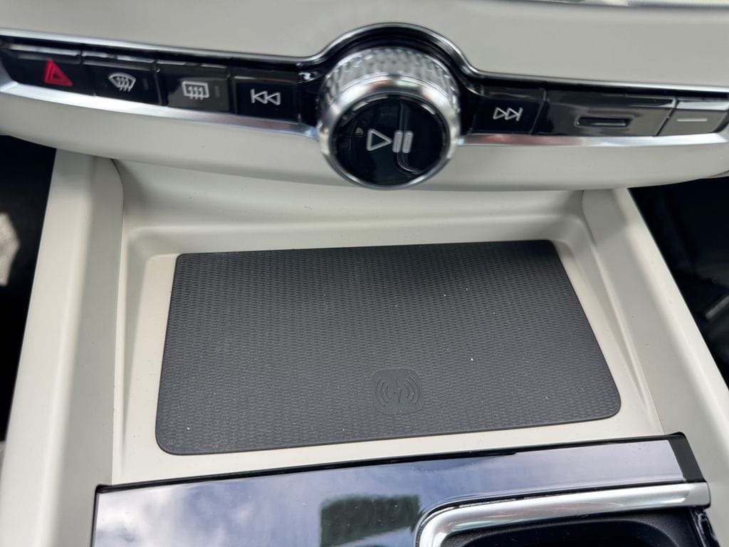 2026 Volvo XC60 Ultra - Photo 18