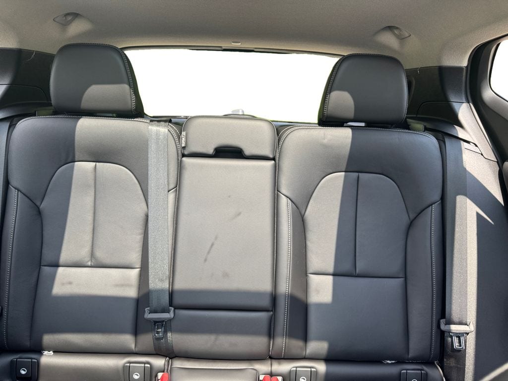 2026 Volvo XC40 Plus - Photo 21