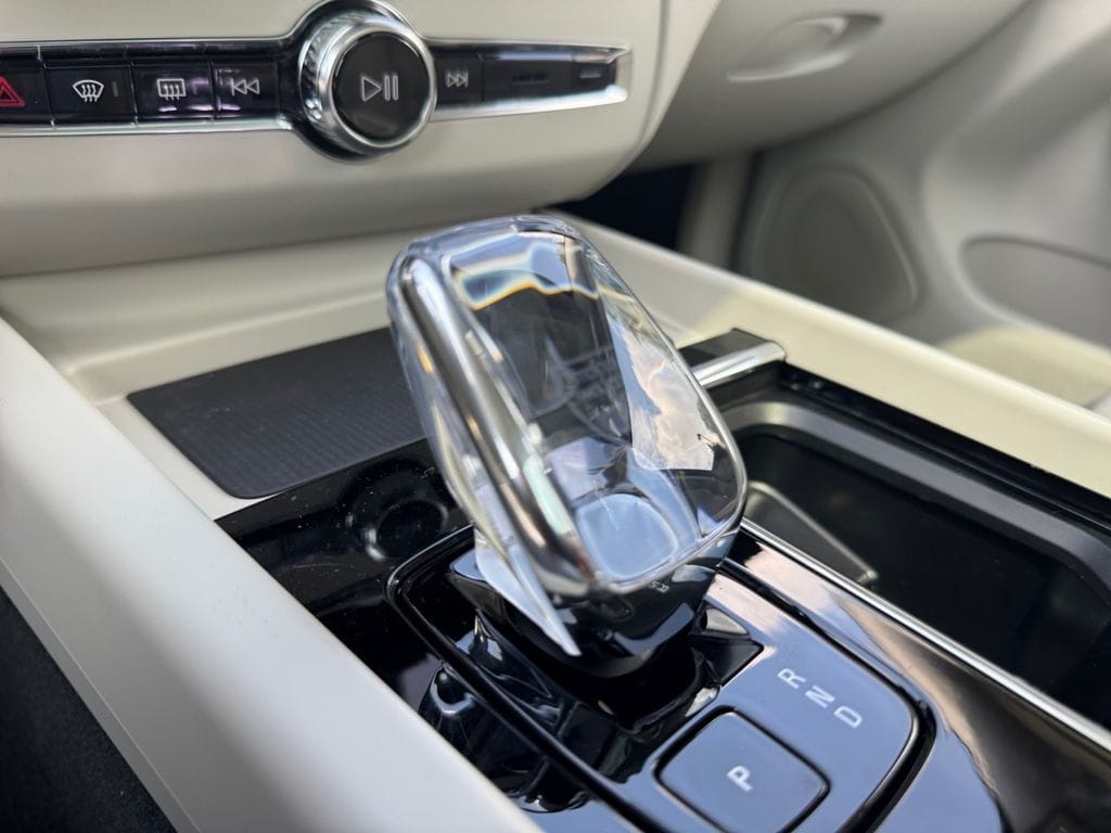 2026 Volvo XC60 Ultra - Photo 17