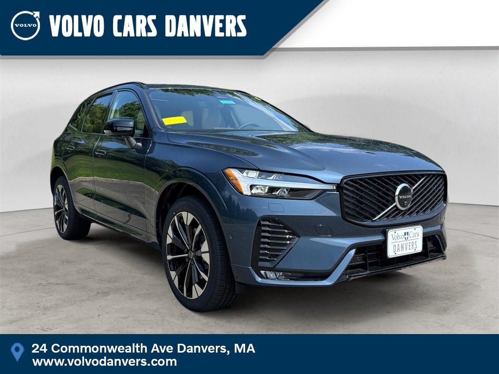 2026 Volvo XC60 Plus's photo