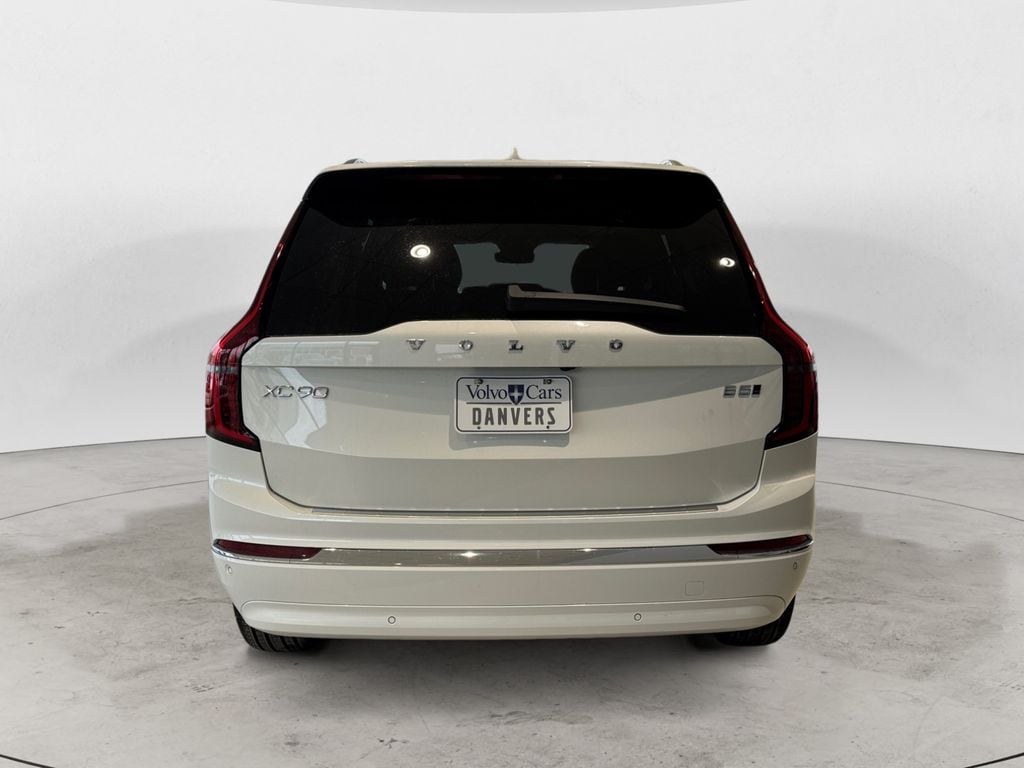 New 2026 Volvo XC90 B5 Core SUV