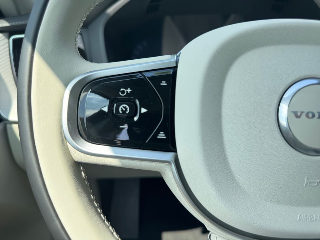 2026 Volvo XC60 Ultra - Photo 15