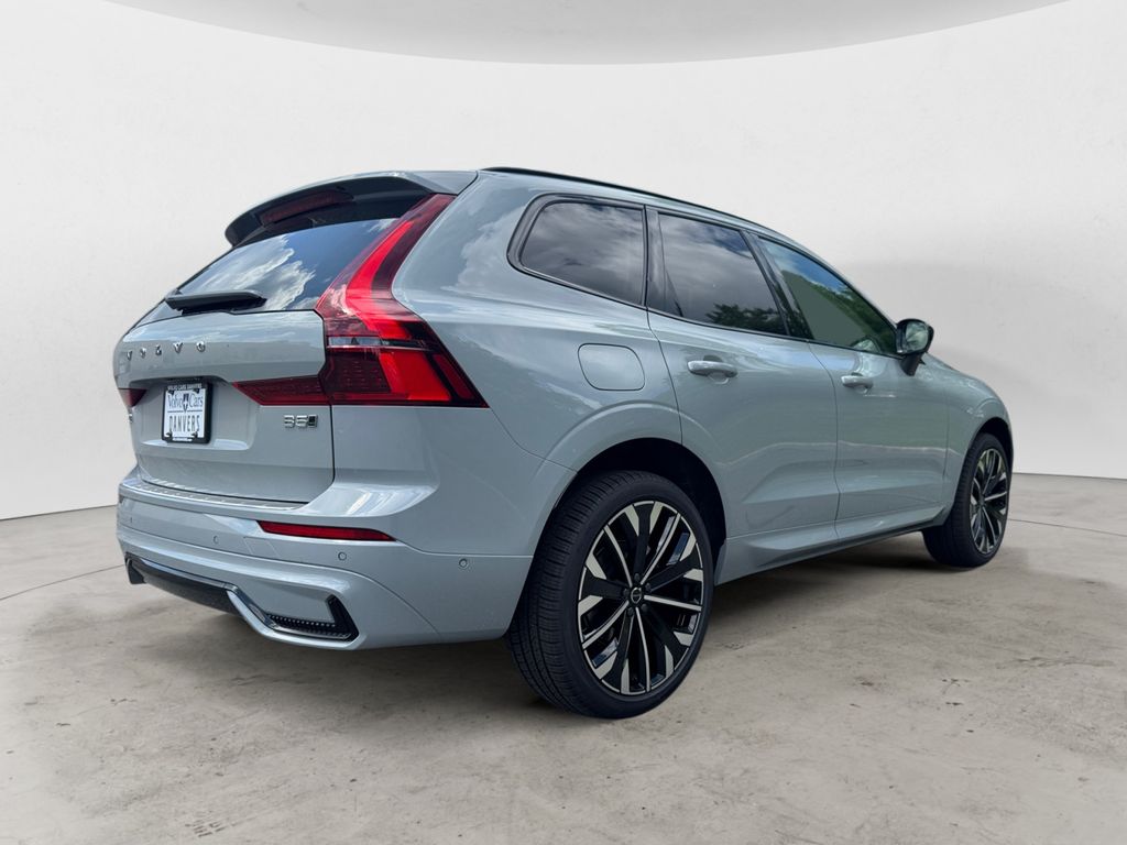 2026 Volvo XC60 Ultra - Photo 7