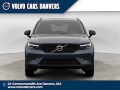 2026 Volvo XC40 B5 Core AWD SUV