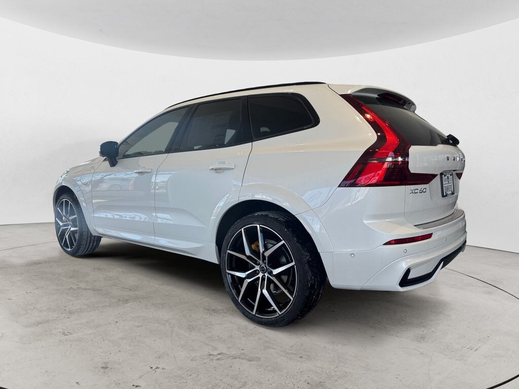 New 2026 Volvo XC60 plug-in hybrid T8 Polestar Engineered SUV