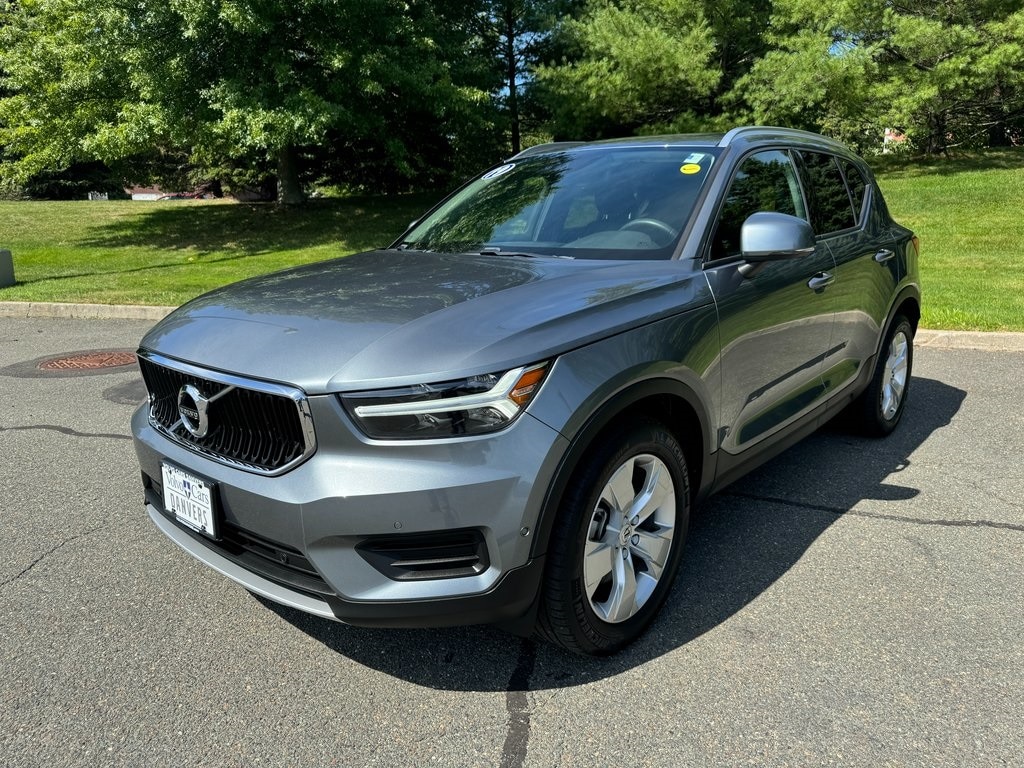 Used 2019 Volvo XC40 Momentum with VIN YV4162XZ0K2014200 for sale in Danvers, MA