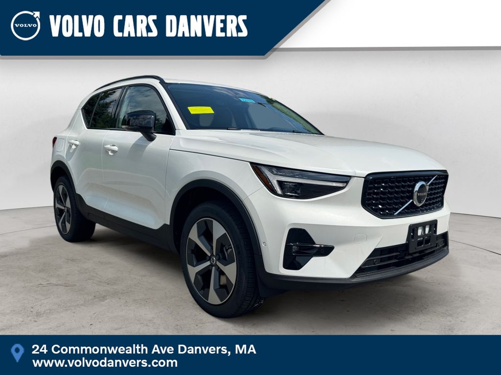 2026 Volvo XC40