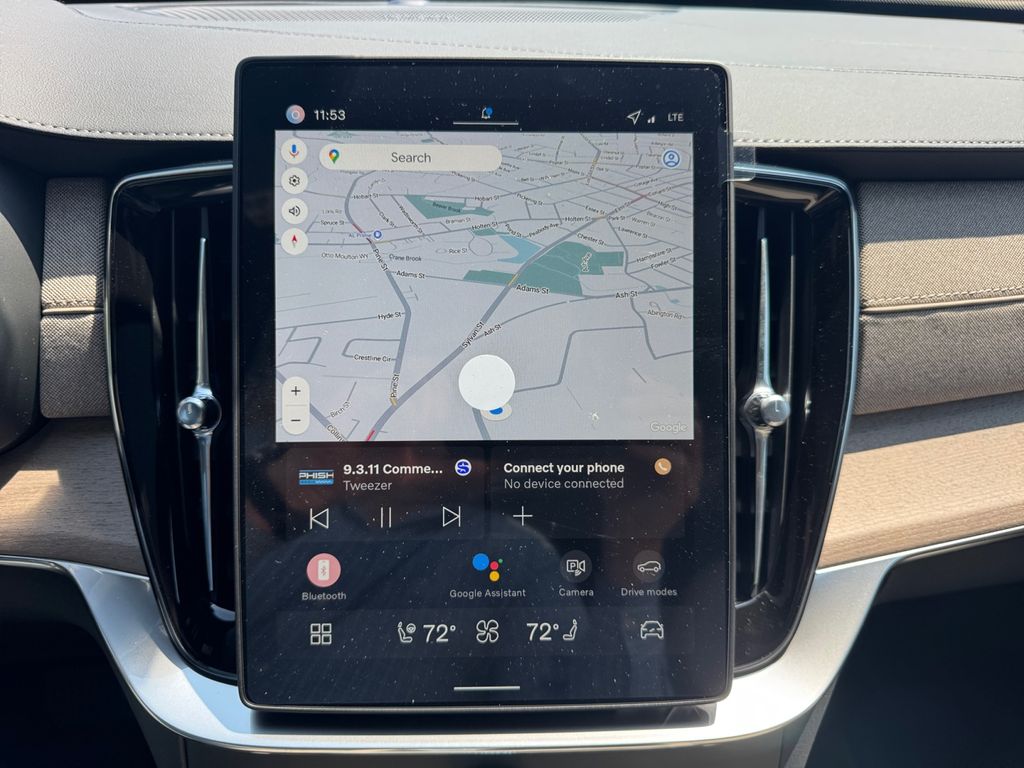 2026 Volvo XC90 Plus - Photo 23