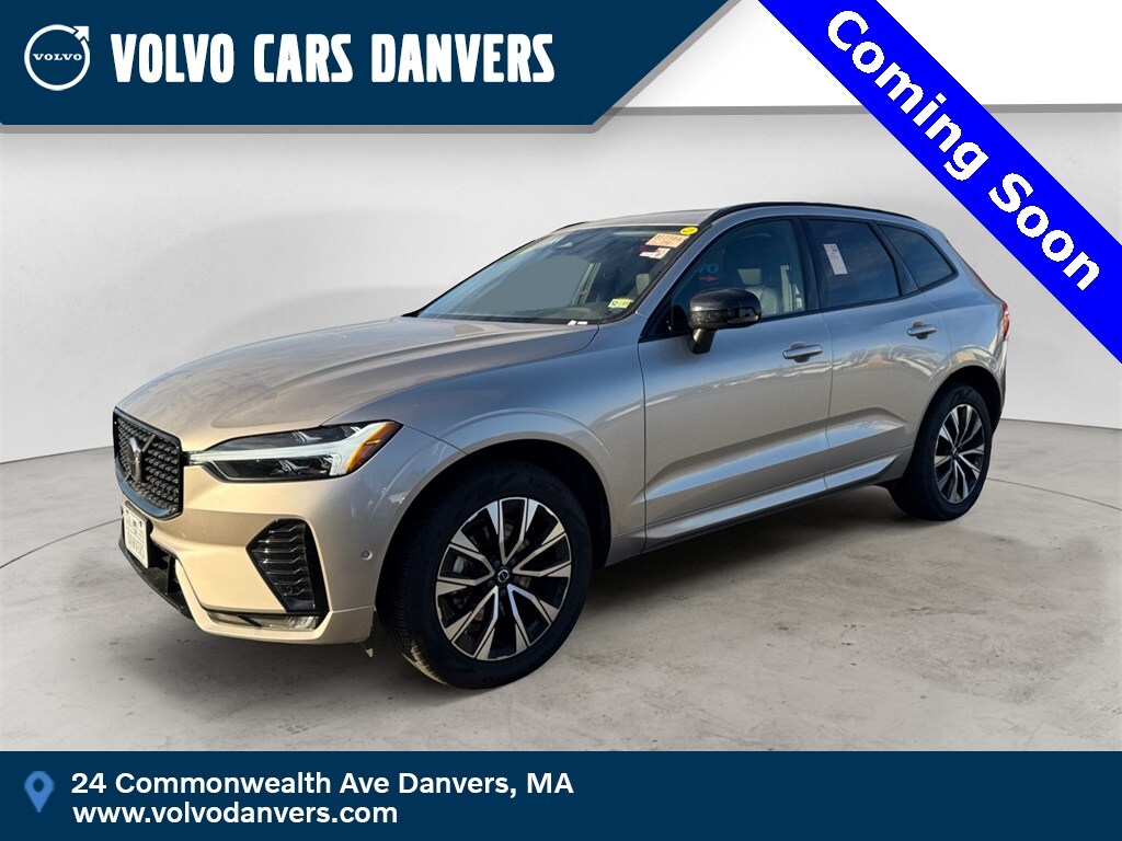 2025 Volvo XC60 B5 Plus photo 2