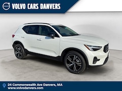 2026 Volvo XC40 B5 Core AWD SUV