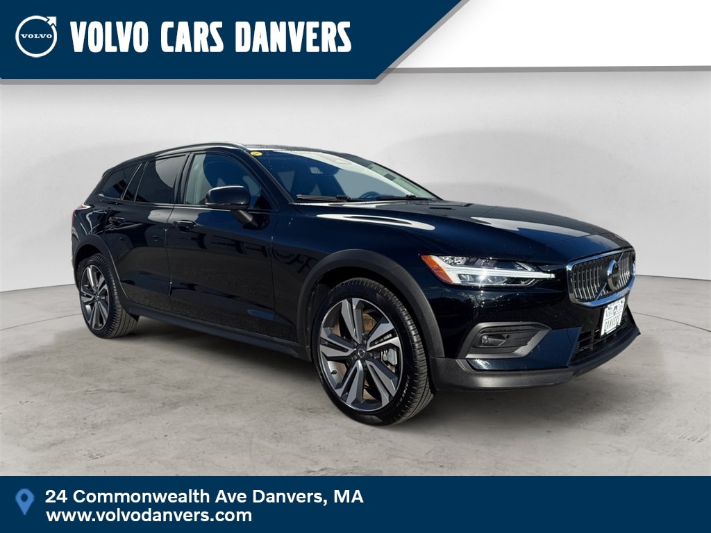 Certified 2025 Volvo V60 Cross Country B5 Plus Wagon
