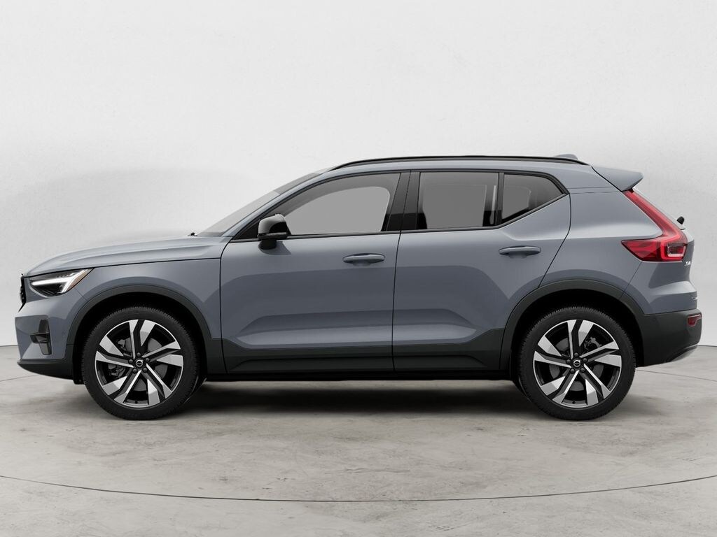 Used 2023 Volvo XC40 Ultimate SUV