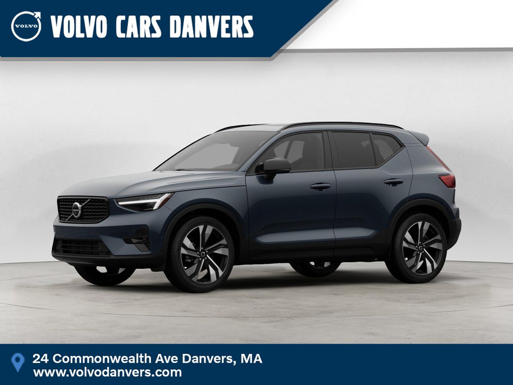 2026 Volvo XC40 B5 Plus Dark AWD's photo