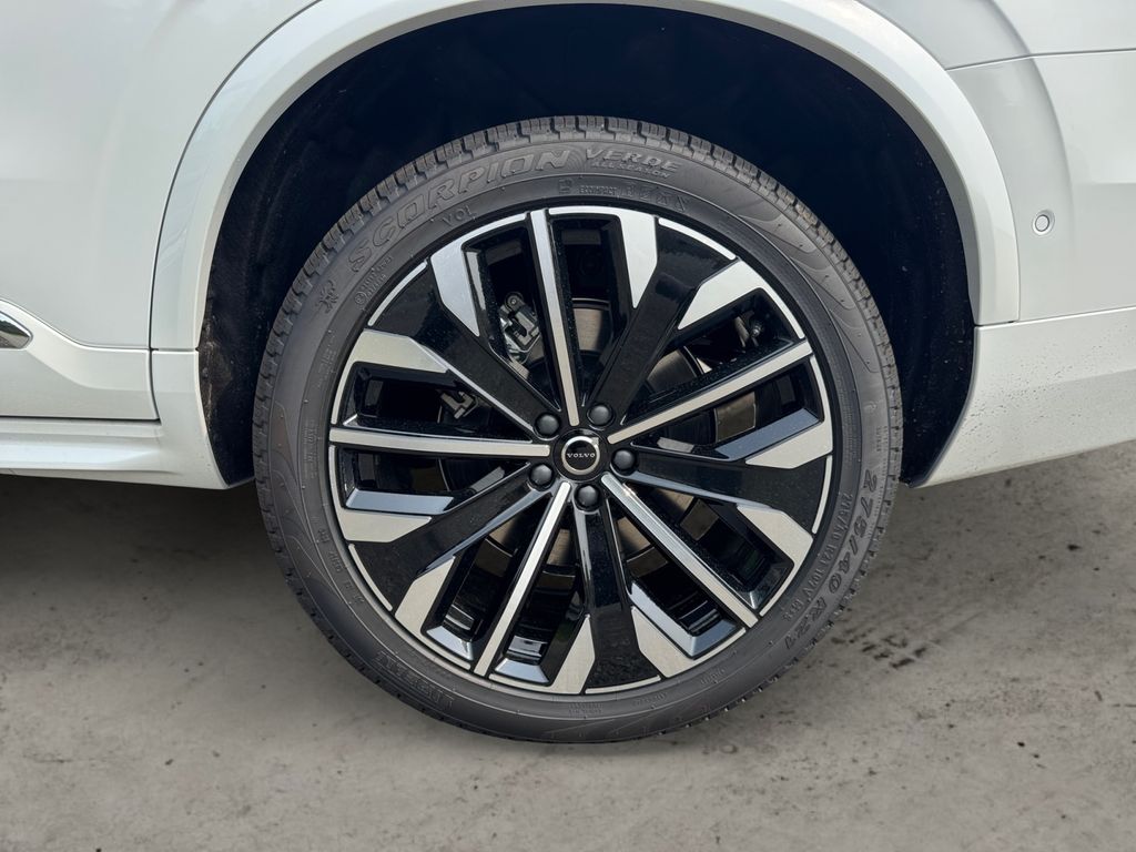 2026 Volvo XC90 Ultra - Photo 8
