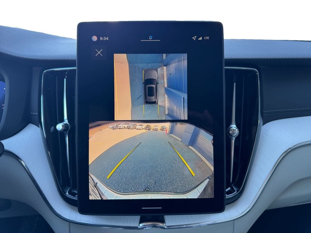 2026 Volvo XC60 Ultra - Photo 16