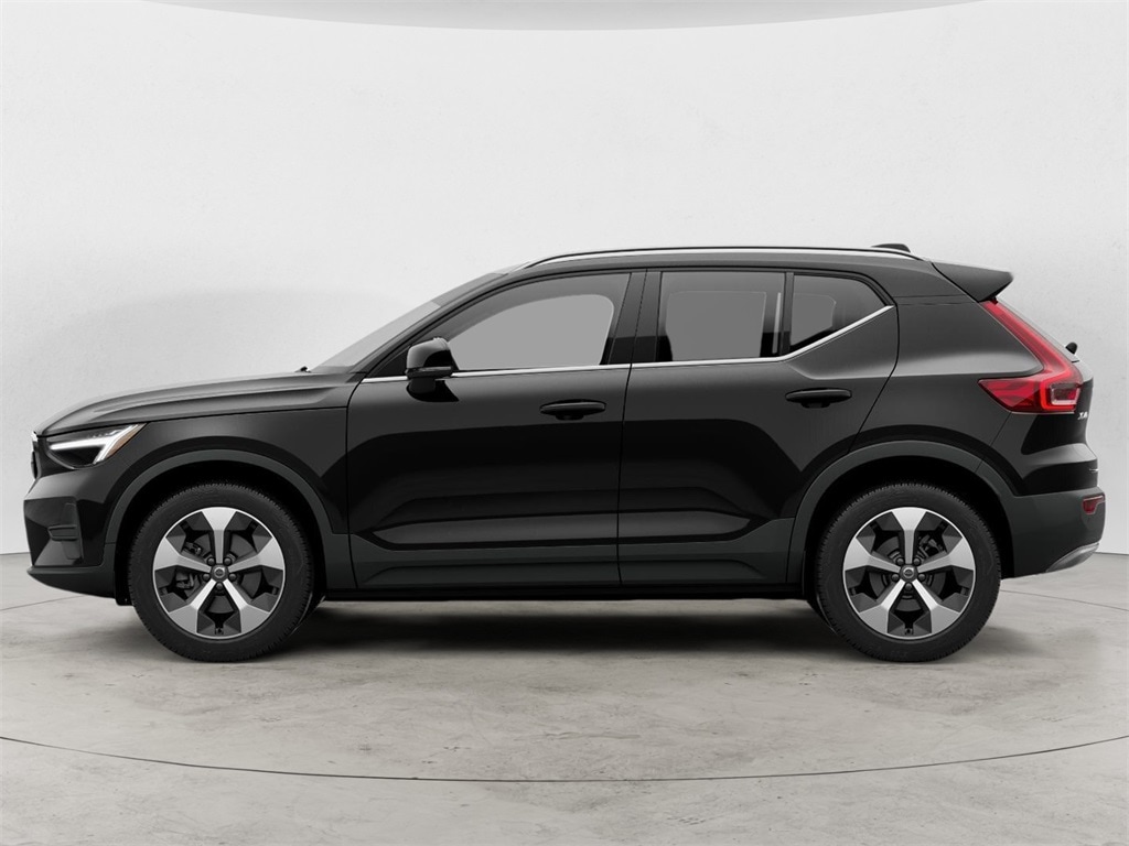 Certified 2025 Volvo XC40 B5 Core SUV