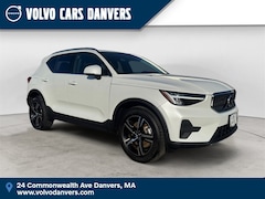 Used 2025 Volvo XC40 B5 Core SUV for sale in Danvers, MA