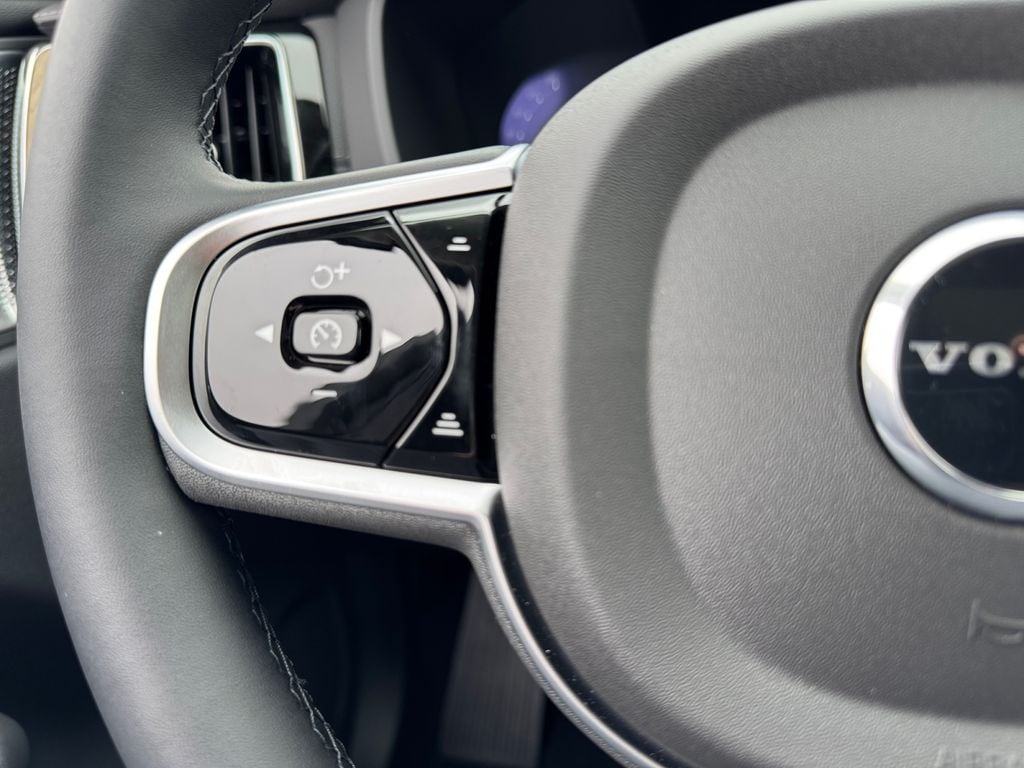 2026 Volvo XC60 Ultra - Photo 16