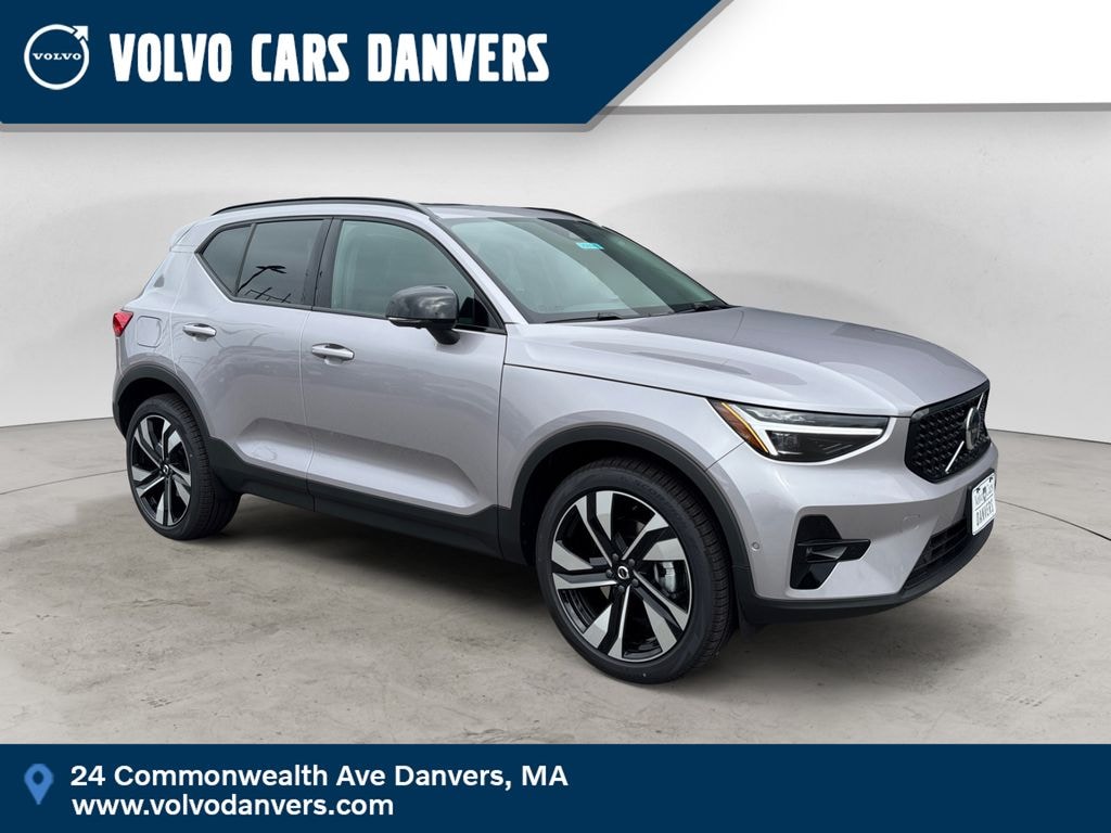 New 2026 Volvo XC40 B5 Ultra SUV