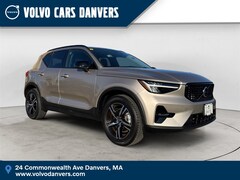 Used 2023 Volvo XC40 B5 Plus Dark Theme SUV for sale in Danvers, MA