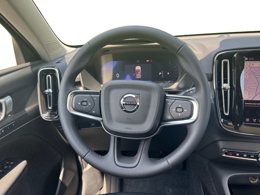 2026 Volvo XC40 Plus - Photo 14