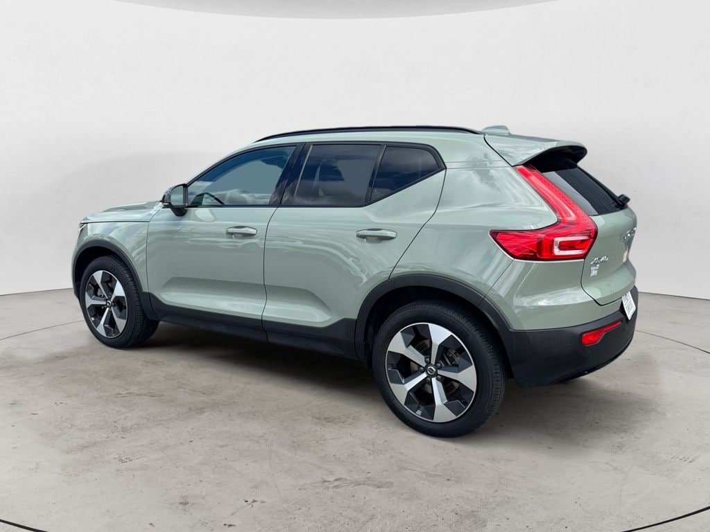 Certified 2023 Volvo XC40 B5 Plus Dark Theme SUV